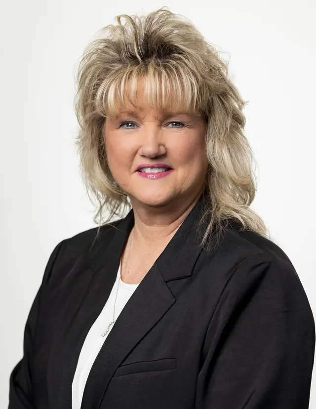 Portrait of Jenel Duncan